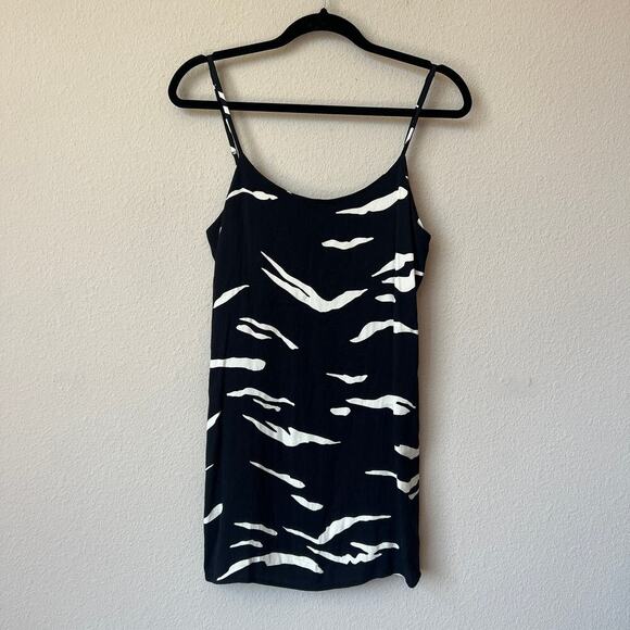 Reformation Lindsay Dress in Mustang Size 6 - Picture 2 of 5